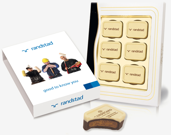 6 gepersonaliseerde pralines of bonbons in een geschenkdoos_candypraline per 6_candycard.jpg