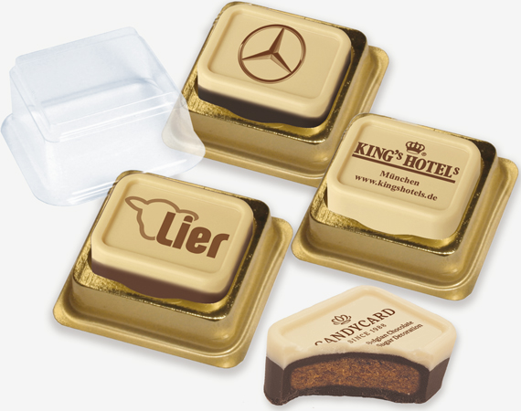 gepersonaliseerde-bedrukte-praline-of-bonbon-individueel-verpakt-in-geschenkdoosje_candypraline_candycard.jpg
